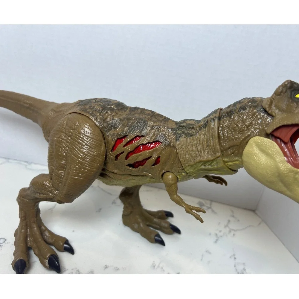 Mattel Jurassic World Extreme Damage Tyrannosaurus Rex T-Rex‎ Dinosaur Figure
